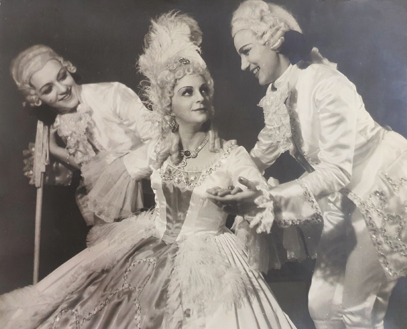 Milica Lauš (Tonkica), Bianka Dežman (Floramye), Ljerka Bego (Marica), Ivo Tijardović, Mala Floramye, HNK-u u Zagrebu 2. ožujka 1948.