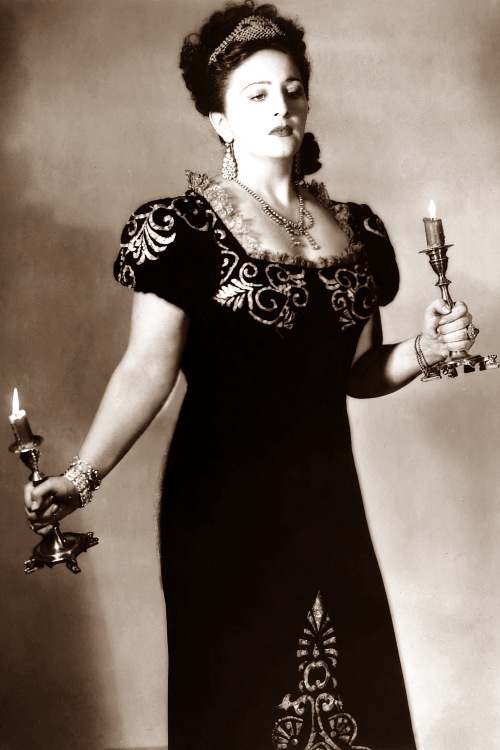 Zinka Kunc kao Tosca, Metropolitan Opera, New York, 1957.