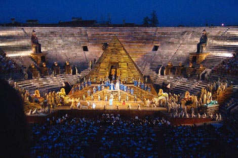 Aida u veronskoj Areni 2006., foto: Christian Abend, wikipedia.org