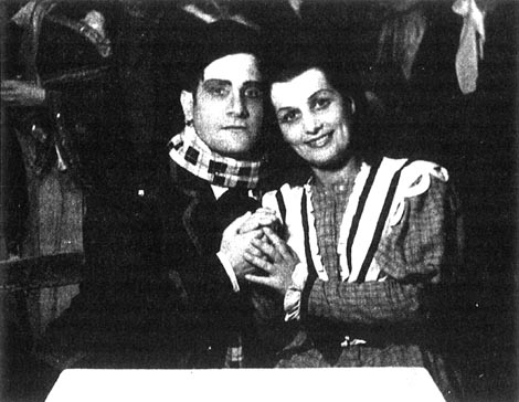 Ante Jelaska (Rodolfo) i Zlata Butković (Mimì) – Giacomo Puccini, La Bohème, Narodno kazalište, Split, 1949.