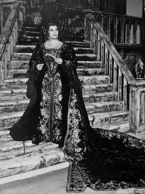 Biserka Cvejić (Laura), Amilcare Ponchielli, <em>La Gioconda</em>, nova produkcija opere, 22. rujna 1966. u novoj zgradi Metropolitana  