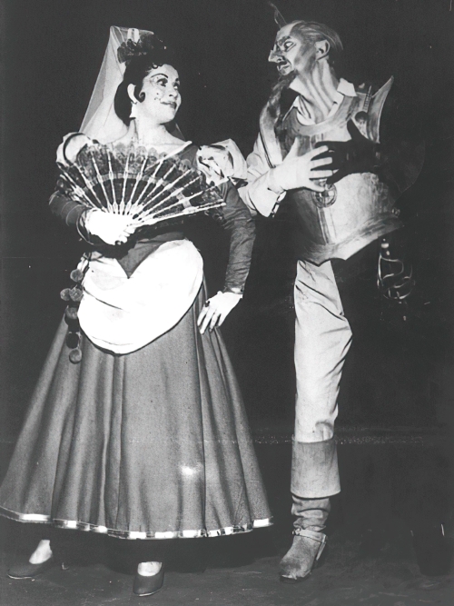 Biserka Cvejić (Dulcinea) i Miroslav Čangalović (Don Quichotte), Jules Massenet, <em>Don Quichotte</em>, Narodno pozorište, Beograd 1957. 