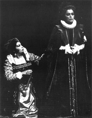 Biserka Cvejić (Eboli) i Gwyneth Jones (Elizabeta) – Giuseppe Verdi, Don Carlo, na turneji Rimske opere u Japanu, 1967.