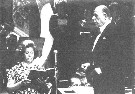 Biserka Cvejić i Lovro pl. Matačić na koncertu