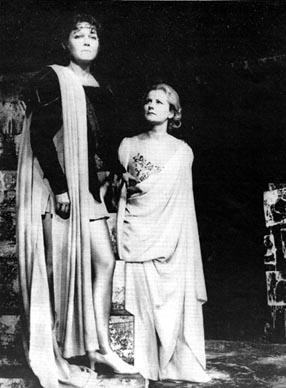 Ruža Pospiš-Baldani (Orfej) i Branka Beretovac (Euridika) – Christoph Willibald Gluck, Orfej, HNK u Zagrebu, premijera 1979.