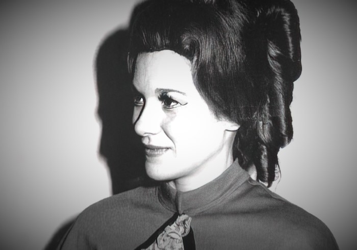 Cynthia Hansell-Bakić (Mimì), Giacomo Puccini, <em>La Bohème</em>, HNK Split 