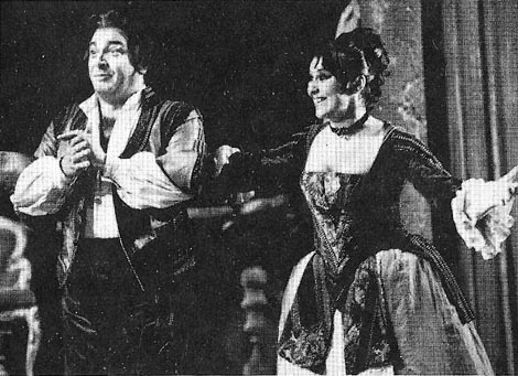 Ferdinand Radovan (Figaro) i Nada Siriščević (Suzana) – Wolfgang Amadeus Mozart, Figarov pir, HNK u Zagrebu, premijera 1977.