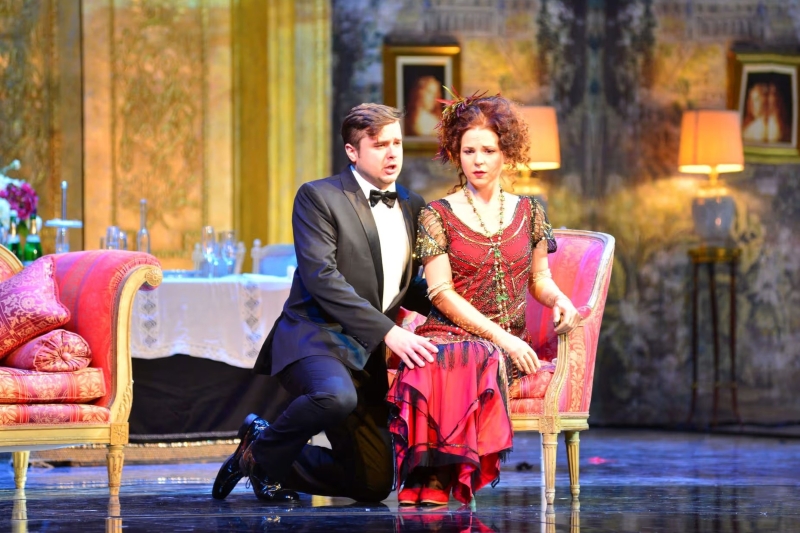 Filip Filipović (Alfredo) i Marija Kuhar Šoša (Violetta), G. Verdi, <em>Traviata</em>, HNK u Zagrebu, 2023.