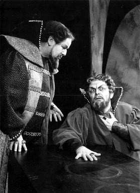 Franjo Paulik (Šujski) i Miroslav Čangalović (Boris) – Modest Petrovič Musorgski, Boris Godunov, HNK u Zagrebu, 1960.