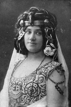 Gabrijela Horvat (Amneris) – Giuseppe Verdi, Aida, 1908.