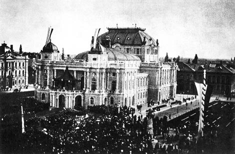 Otvaranje zgrade Narodnog hrvatskog zemaljskog kazališta (današnjeg Hrvatskog narodnog kazališta u Zagrebu) 14. listopada 1895.