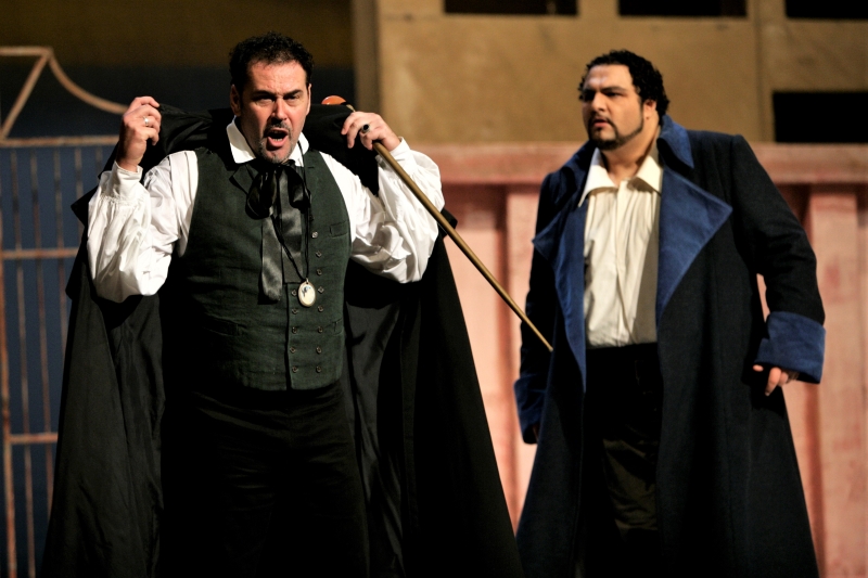 Ivica Čikeš (Jacopo Fiesco) i Kiril Manojlov (Simon), Giuseppe Verdi <em>Simon Boccanegra</em>, HNK Split, 2006.