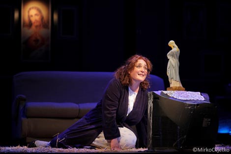 Tamara Franetović Felbinger (Jenůfa); Hrvatsko narodno kazalište u Zagrebu: Leoš Janáček, Jenůfa, dir. Srboljub Dinić, red. Ozren Prohić, foto © Mirko Cvjetko