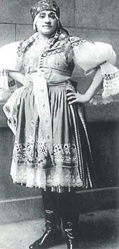 Gabriela Horvátová kao Crkvenjarka