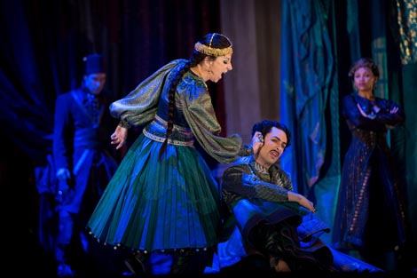 The Metropolitan Opera, New York: Georg Friedrich Händel, Julije Cezar, dir. Harry Bicket, red. David McVicar