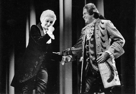 Mirka Klarić (Kompozitor) i Vladimir Ruždjak (Učitelj glazbe); Hrvatsko narodno kazalište u Zagrebu, Richard Strauss, Arijadna na Naxosu, dir. Jovan Šajnović, red. Vlado Habunek, 2. listopada 1977.