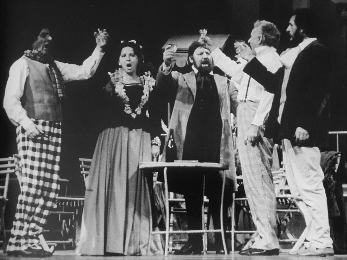 Dušan Bugarin (Marcello), Amila Bakšić (Mimì), Krunoslav Cigoj (Rodolfo), Zlatko Foglar (Schaunard) i Ivica Šarić (Colline), Giacomo Puccini <em>La Bohème</em>, Narodno pozorište u Sarajevu, premijera 1989.