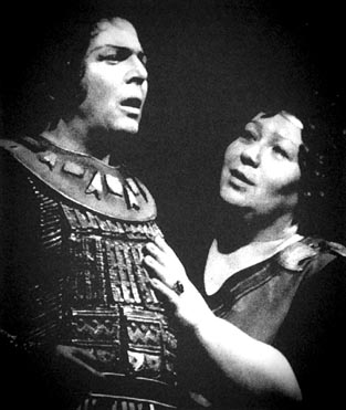 Stojan Stojanov (Otello) i Ljiljana Molnar-Talajić (Desdemona) – Giuseppe Verdi, Otello, HNK u Zagrebu, 1976.