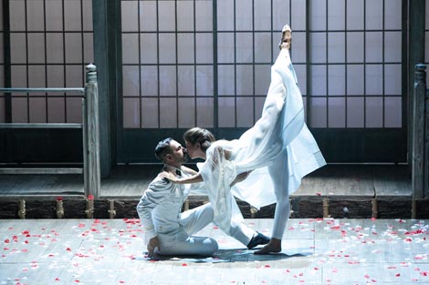 Hrvatsko narodno kazalište u Zagrebu, Macerata Opera Festival: Giacomo Puccini, Madama Butterfly, dir, Nikša Bareza, red. Pier Luigi Pizzi