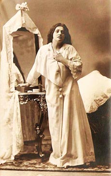 Maja de Strozzi (Violetta Valery) – Giuseppe Verdi, Traviata, Zagreb, 1923.