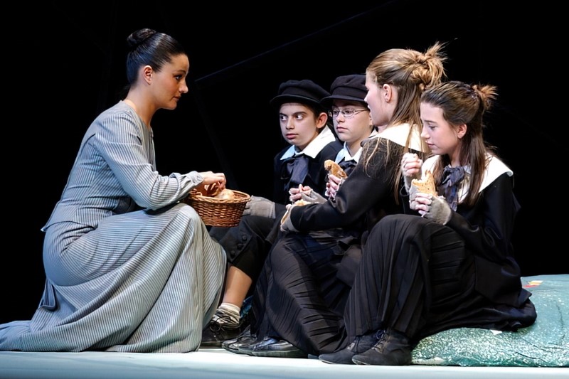 Martina Tomčić kao Charlotta, Jules Massenet, <em>Werther</em>, HNK u Splitu, premijera 2003. 