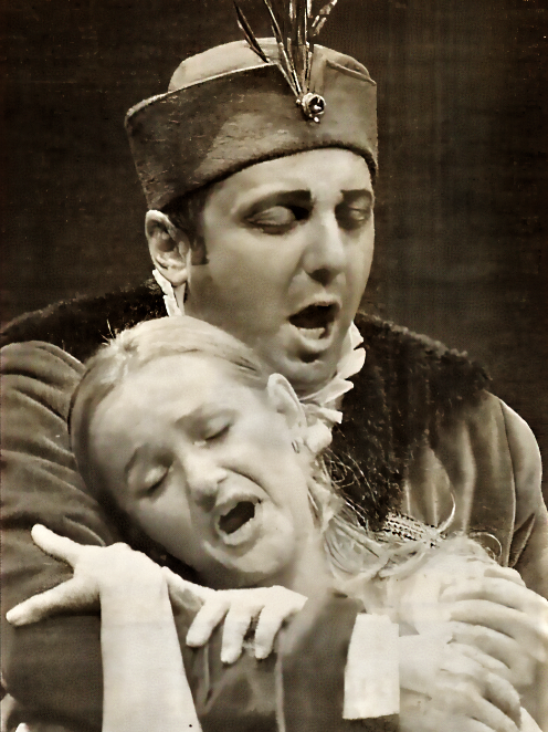 Miljenko Đuran (Juranić) i Miljenka Grđan (Jelena), Ivan pl. Zajc <em>Nikola Šubić Zrinjski</em>, Opera Mississagua, Kanada 2002.