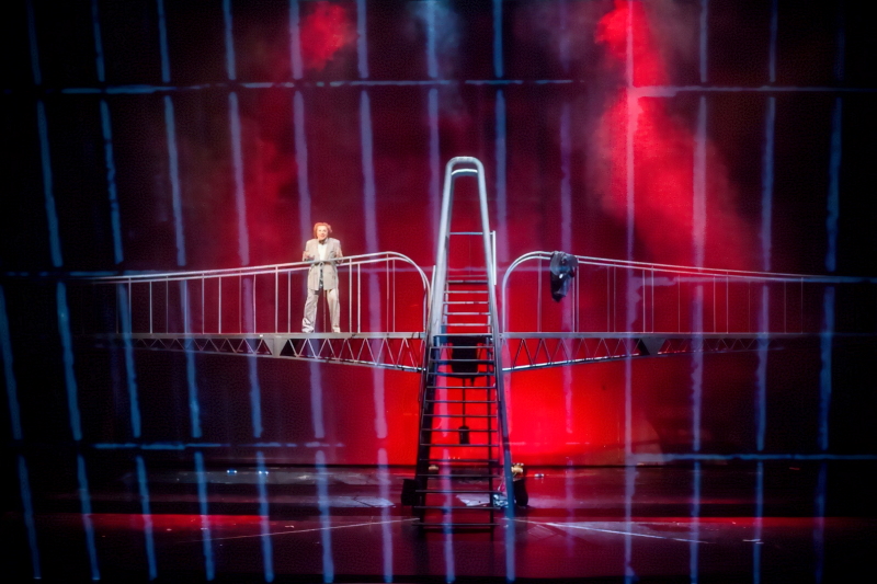 Miljenko Đuran kao Bert, Zoran Juranić <em>Posljednji ljetni cvijet</em>, SNP u Novom Sadu, praizvedba 28. ožujka 2013.