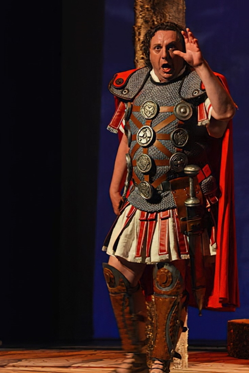 Miljenko Đuran kao Pollione, Vincenzo Bellini <em>Norma</em>, HNK Osijek, premijera 2013., Foto: Damir Rajle