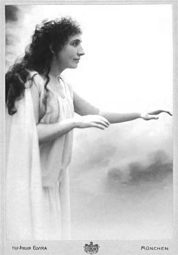 Milka Trnina kao Brünnhilda u Sumraku bogova, München, 1900.