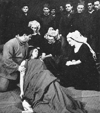 Tugomir Alaupović (Matija), Mira Štor (Ana) i ansambl Opere - Natko Devčić, Labinska vještica, HNK u Zagrebu, 25. prosinca 1957. (praizvedba)