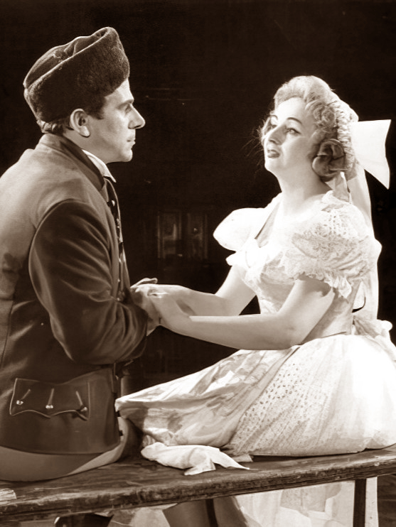 Josip Šutej kao Janko i Mirka Klarić kao Marica