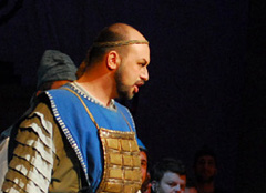 Giuseppe Verdi, NABUCCO, red. Petar Selem; Luciano Batinić (Zaccaria), Tihana Herceg (Fenena), Željko Lučić (Nabucco) i zbor Opere