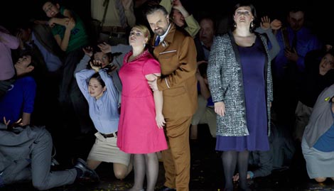 Diana Haller (Fenena), Sebastian Catana (Nabucco), Mlada Khudoley (Abigaille); Staatstheater Stuttgart i Welsh National Opera: Giuseppe Verdi, Nabucco, dir. Simon Hewett, red. Rudolf Frey, foto: A.T. Schaefer
