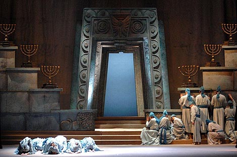 Hrvatsko narodno kazalište u Osijeku: Giuseppe Verdi, Nabucco, dir. Filippo Zigante, red. Petar Selem