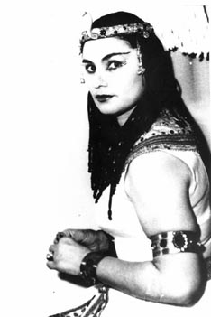 Nada Puttar-Gold kao Amneris