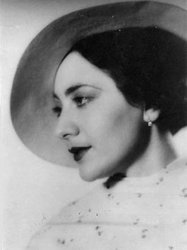 Nada Tončić bila je Mudra lija na prvoj izvedbi istoimene opere u Hrvatskoj u Zagrebu 9. veljače 1939., foto: osobni arhiv autorice