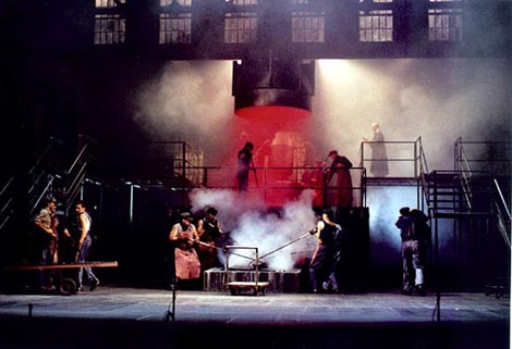 Hrvatsko narodno kazalište u Zagrebu: Blagoje Bersa, Oganj, dir. Zoran Juranić, red. Božidar Violić, 2003.