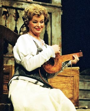 Olga Šober (Alice) – Giuseppe Verdi, Falstaff, HNK Ivana pl. Zajca, Rijeka, 2003.
