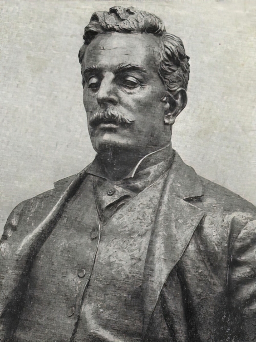 Giacomo Puccini – poprsje u bronzi, rad: Francesco Messina, 1958. u Muzeju Scale