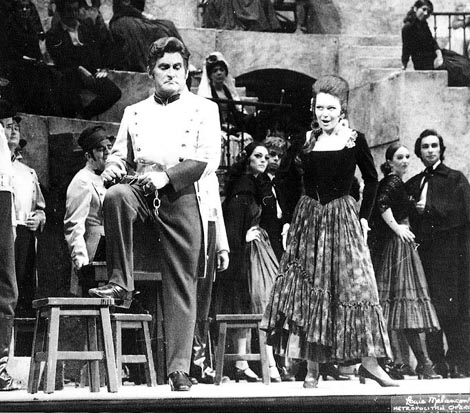 Jon Vickers (Don José) i Ruža Pospiš-Baldani (Carmen) – Georges Bizet, Carmen, Metropolitan, New York, 1971.