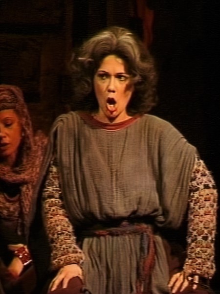 Sofia Ameli Gojić (Azucena), Giuseppe Verdi, <em>Trubadur</em>, HNK Zagreb, 2005.