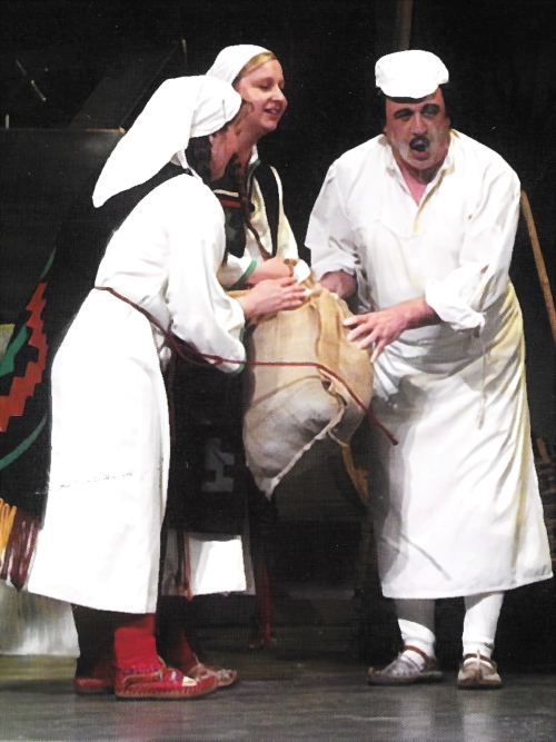 Sotir Spasevski kao mlinar Sima na premijeri opere <em>Ero s onoga svijeta</em> u Narodnom pozorištu u Sarajevu 2004.