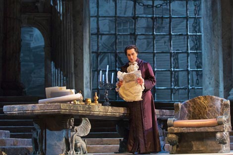 The Metropolitan Opera, New York: Wolfgang Amadeus Mozart, Titus / La clemenza di Tito, dir. Harry Bickett, red. Jean-Pierre Ponnelle