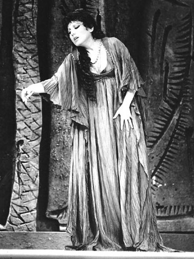 Veneta Janeva Iveljić (Abigaille), Giuseppe Verdi, <em>Nabucco</em>, HNK u Zagrebu, 1984.