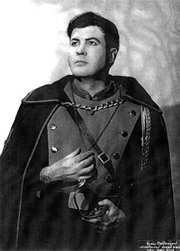 Vladimir Ruždjak (Valentin); Charles Gounod, Faust, Metropolitan Opera, New York, 1963.