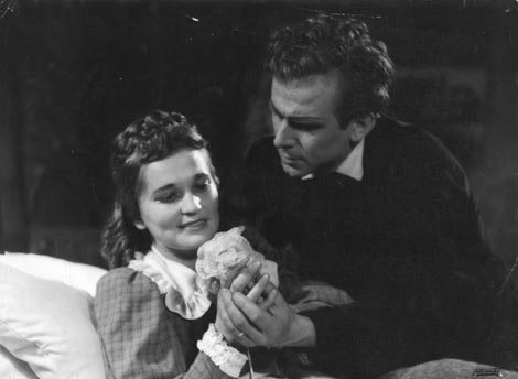 Zorka Wolf (Mimi) i Josip Šutej (Rodolfo) – Giacomo Puccini, La Boheme, Narodno kazalište „Ivana Zajca", Rijeka, 1955.