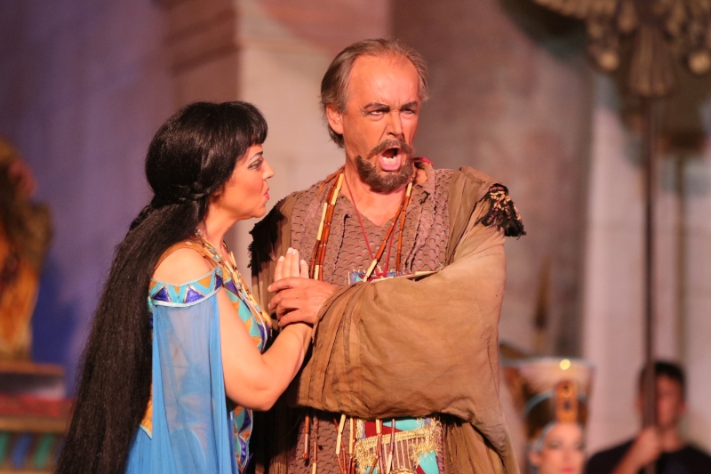 Svetla Vasileva (Aida) i Giorgio Surian (Amonasro), Giuseppe Verdi, <em>Aida</em>, Peristil, Split, 2014.