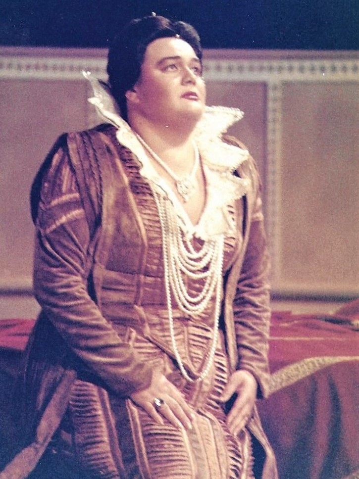 Ivanka Boljkovac kao Elizabeta u <em>Don Carlosu</em> Giuseppea Verdija, scenski debi 6. travnja 1980.